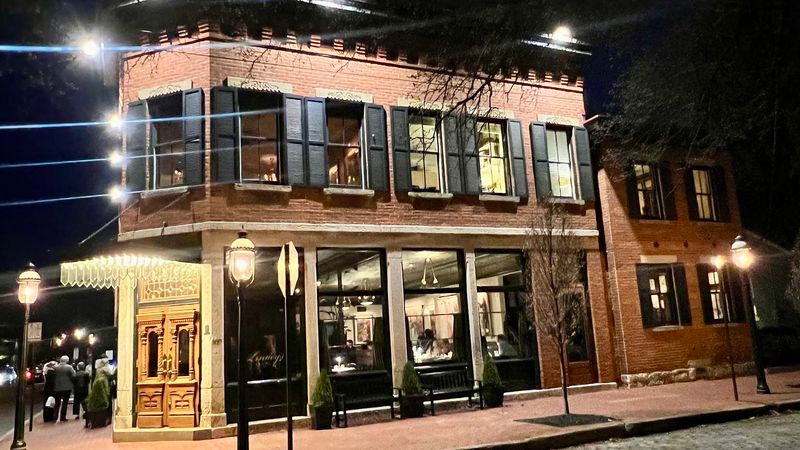Lindey's - Columbus