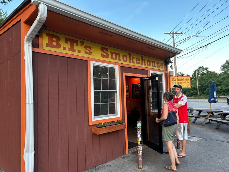 B.T.’s Smokehouse — Sturbridge