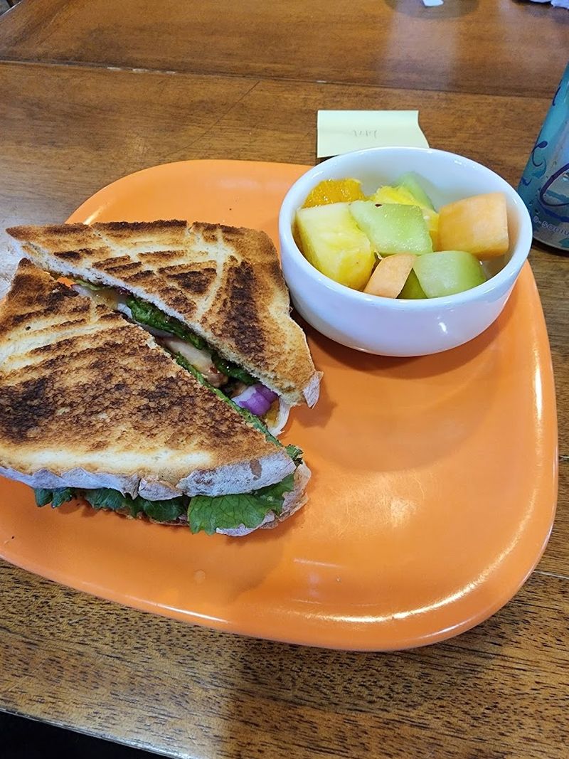 The Lunch Options That Keep People Coming Back Twice