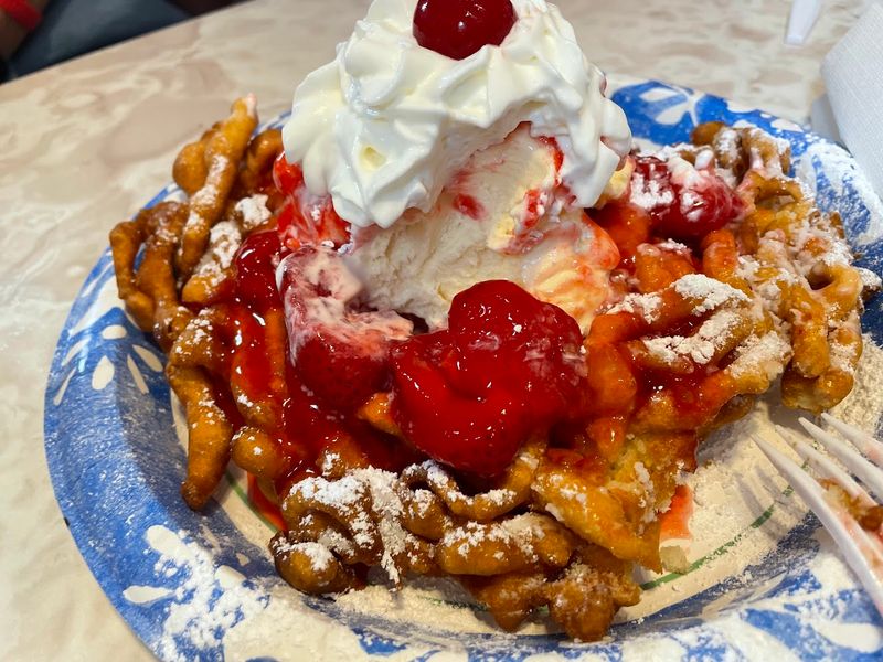 Funnel Cakes That Go Viral for Good Reason