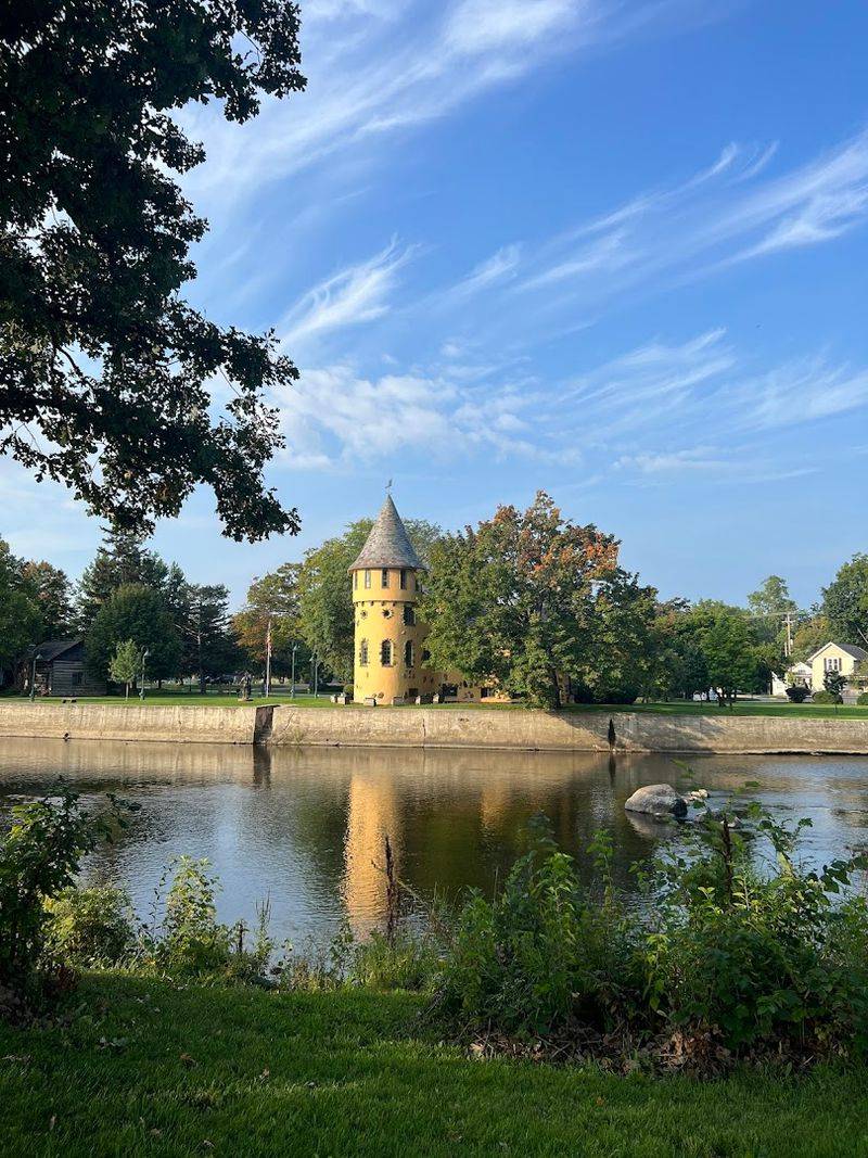 The Man Who Built a Castle to Write In