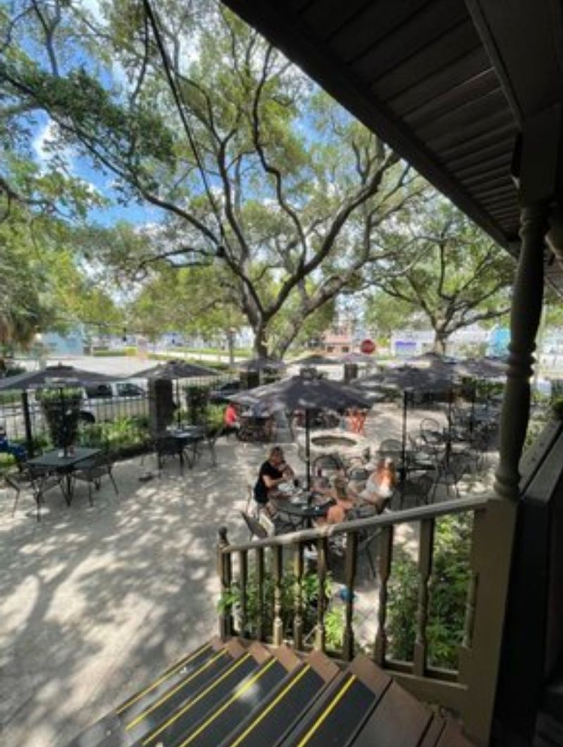 The Outdoor Patio Scene That Keeps People Coming Back