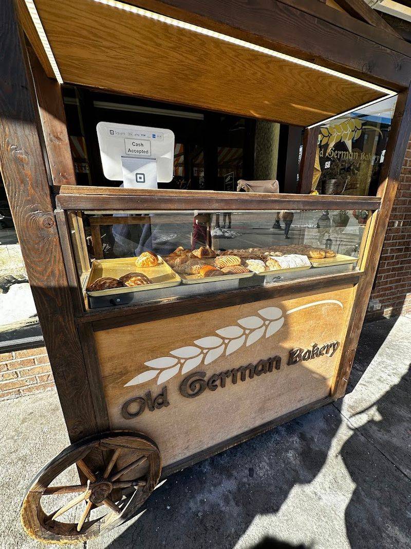 The Outdoor Counter Experience