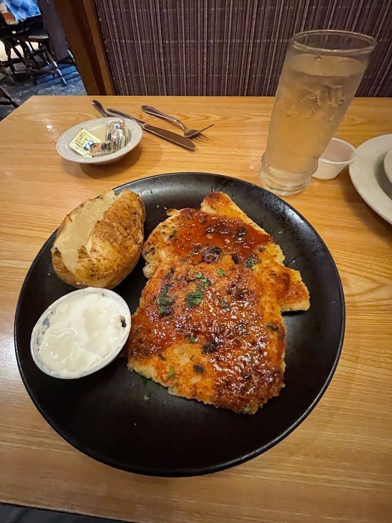 Standout Dishes Beyond the Dumplings