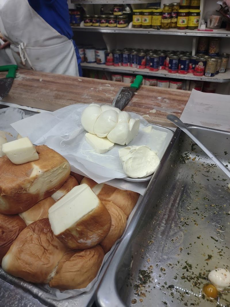 What Makes the Fresh Mozzarella So Talked About