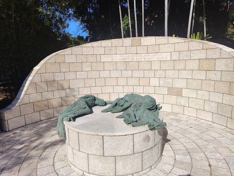 The Tunnel Experience Inside the Memorial