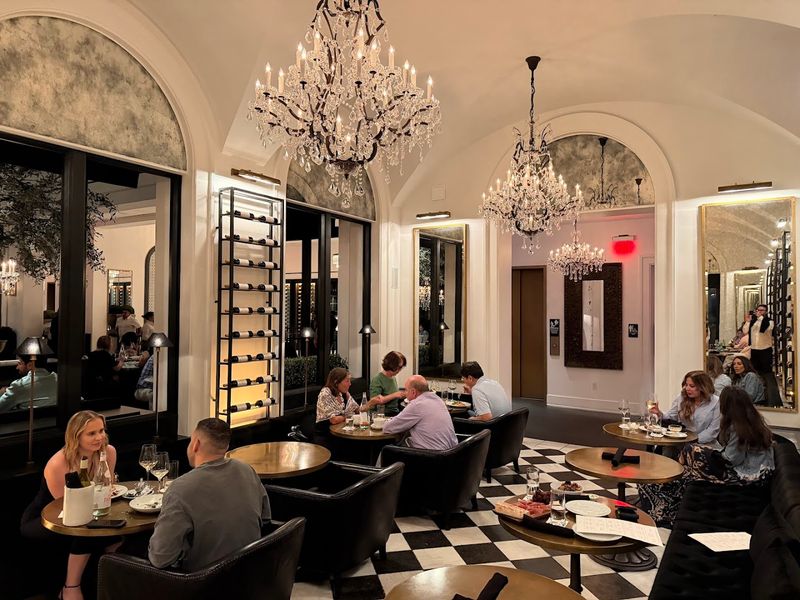 Brunch Feels Especially at Home Here