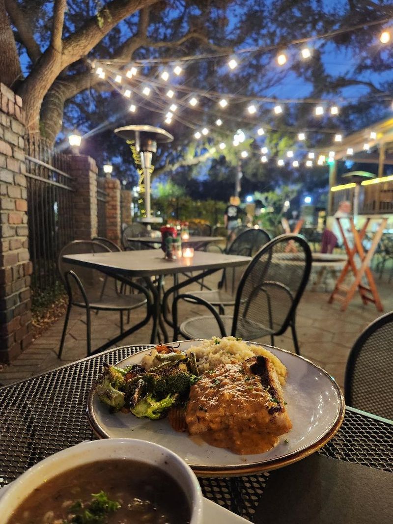 Brunch at the Tavern on Weekends