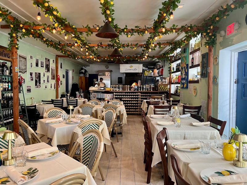 Service That Turns Dinner Into a Story