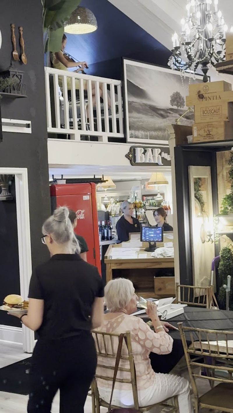 Service That Sets the Tone