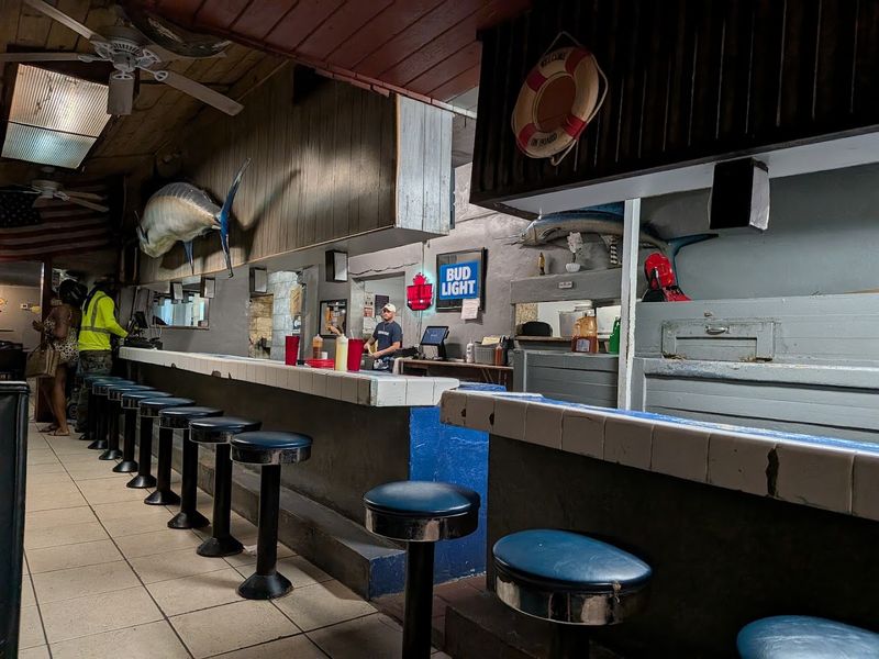 The Raw Bar Setup That Sets the Tone