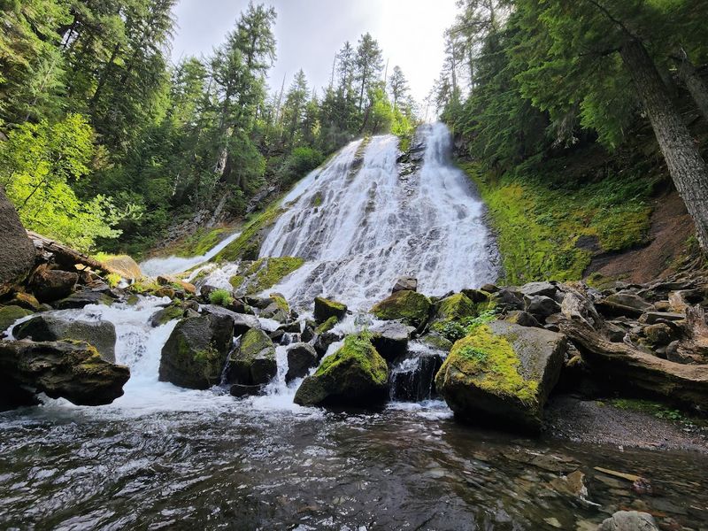 Diamond Creek Falls - Crescent