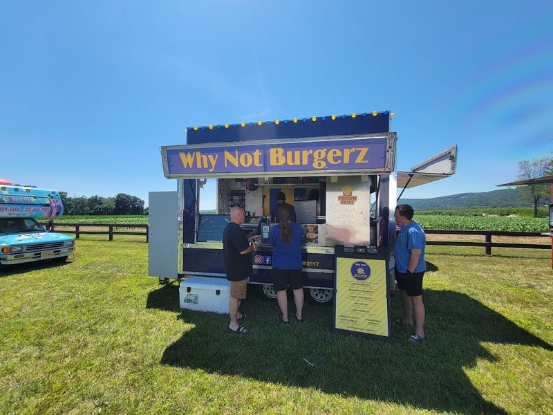 Seasonal Events: Music, Food Trucks, and More