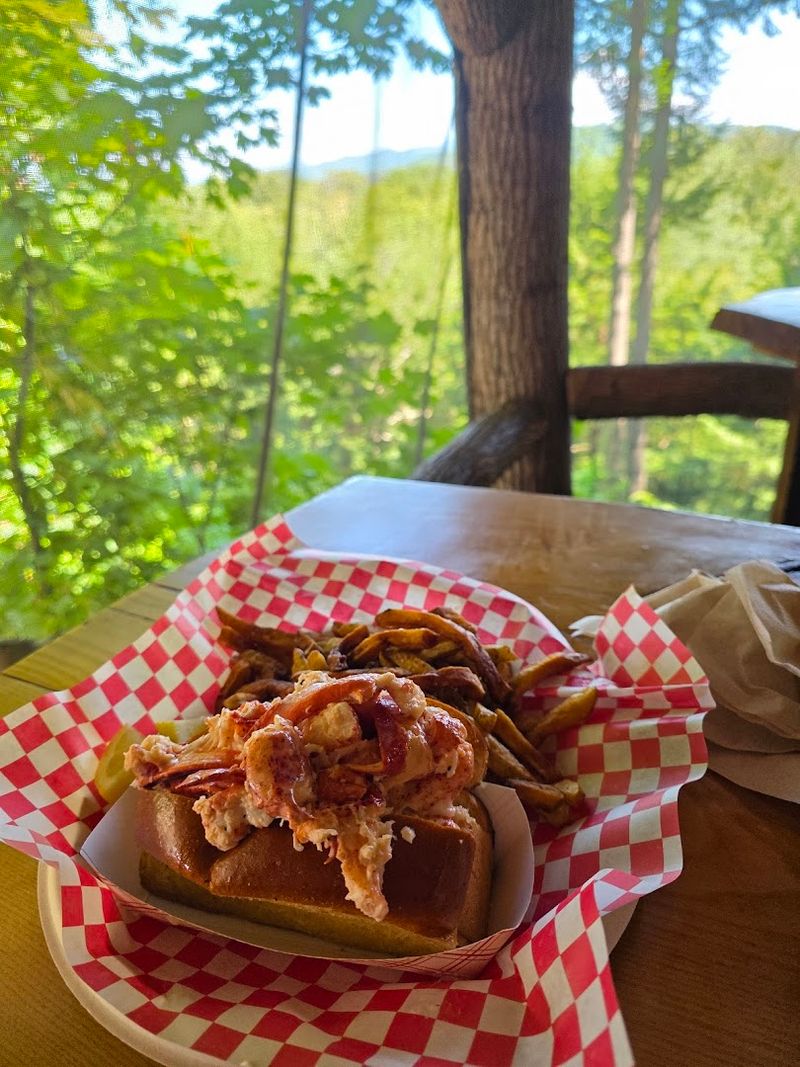 The Little Red Schoolhouse — Campton