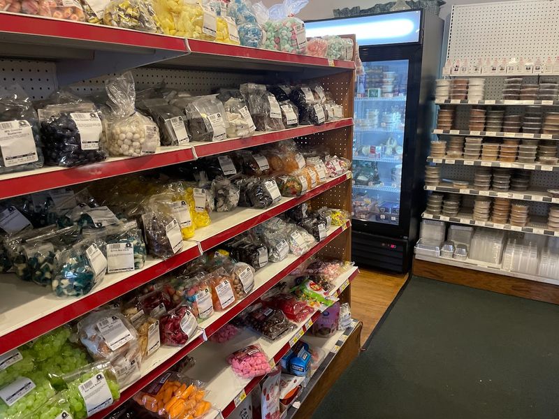 Miller's Country Store (Clare)