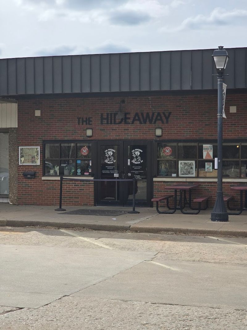 Hideaway Pizza — Stillwater & Statewide