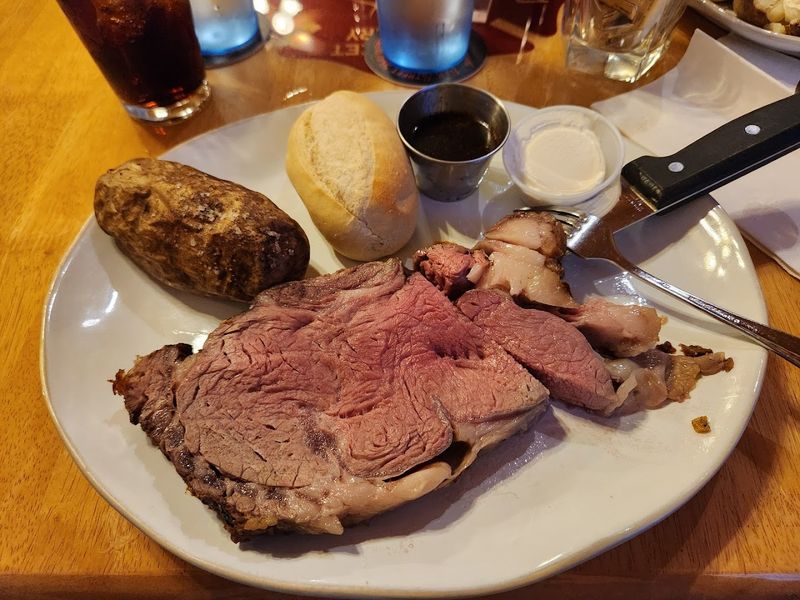 A Food Menu That Goes Well Beyond Bar Snacks