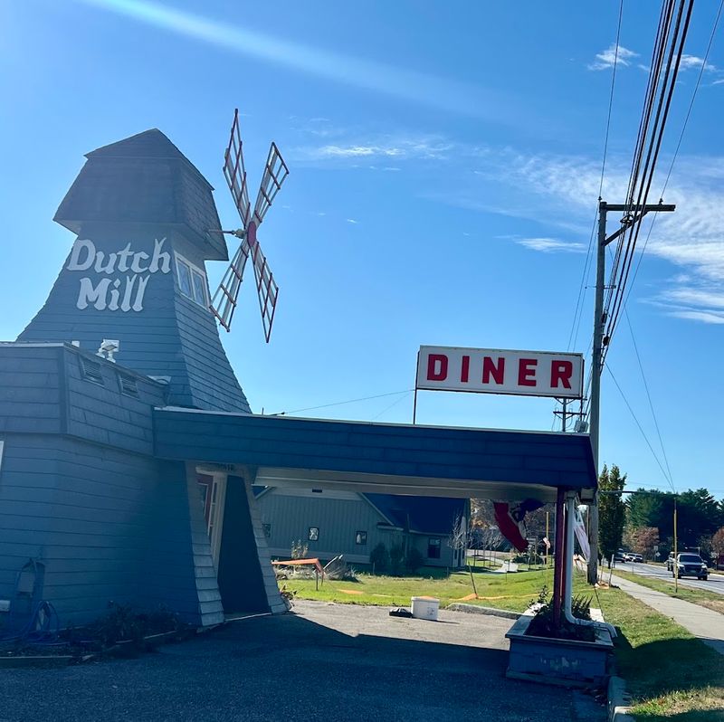 Dutch Mill Diner — Shelburne