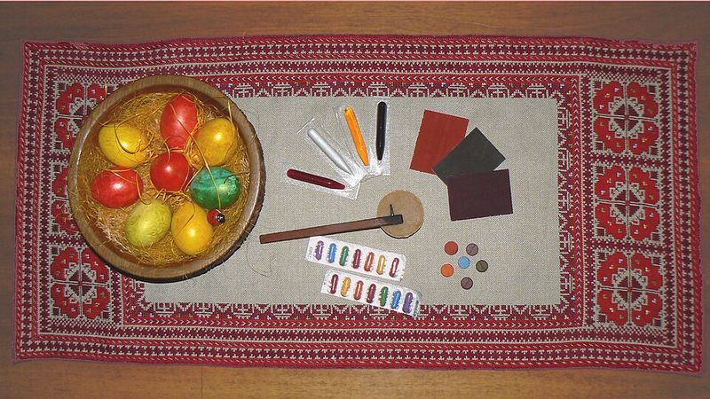 Dyeing Eggs with Store Kits