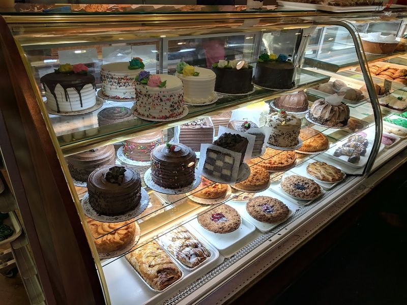 Natale's Summit Bakery, Summit