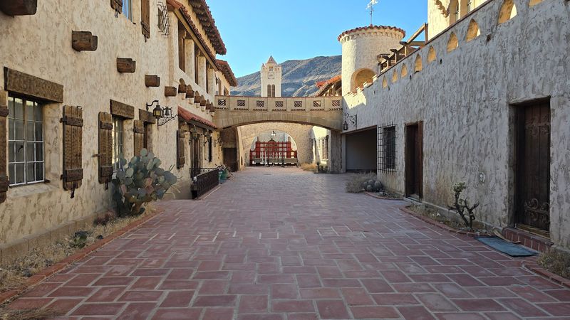Scotty’s Castle (Death Valley, California)