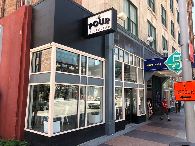 Pour Cleveland — Cleveland