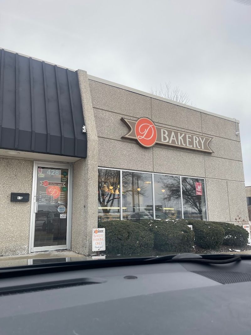 DeEtta's Bakery — Naperville