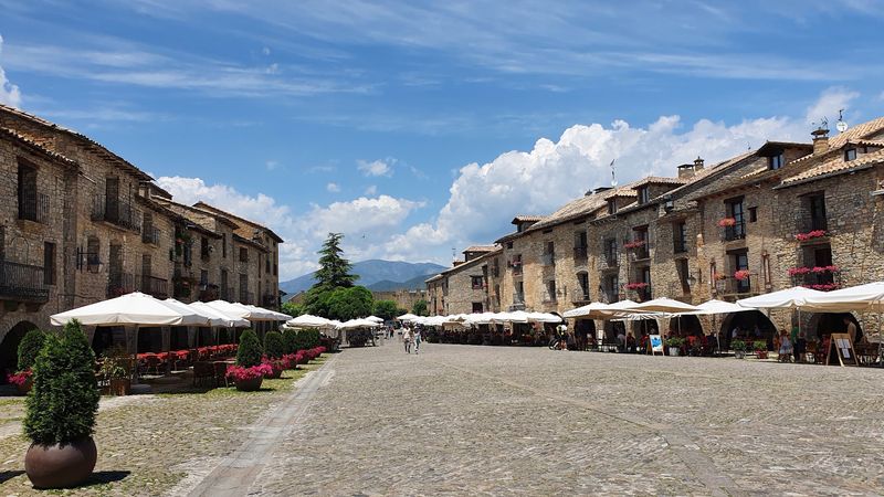 Aínsa, Aragon (Pyrenees Region)