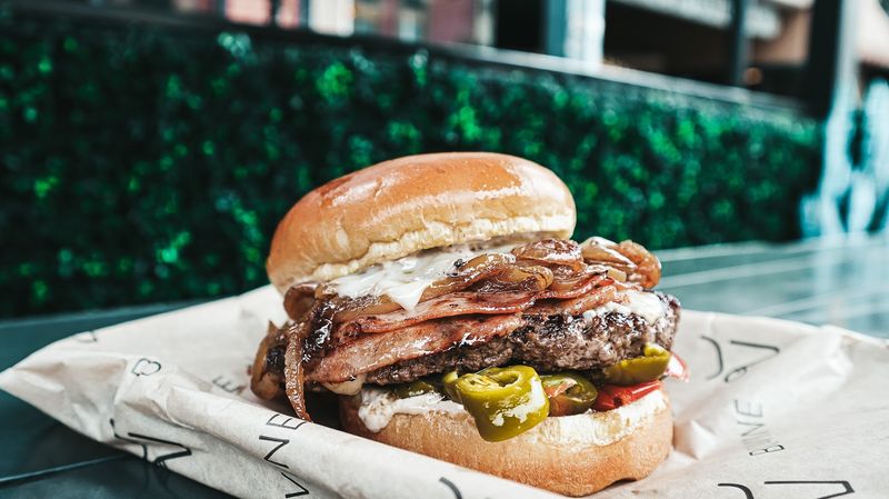 Bo & Vine Burger Bar - Salem