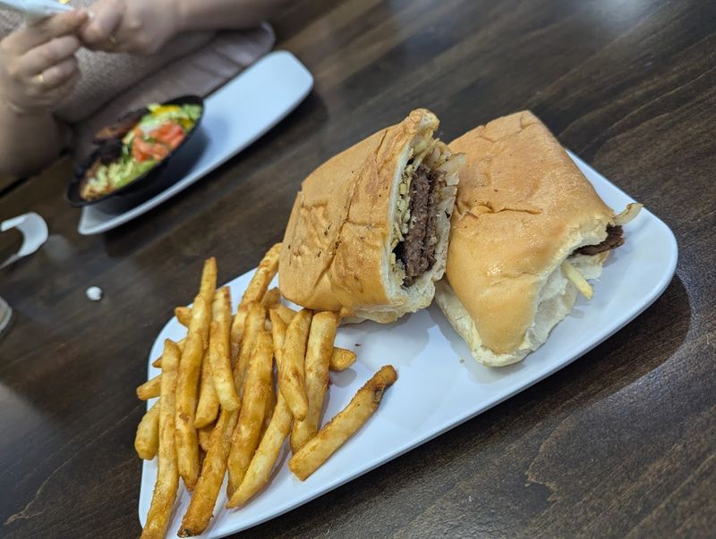 Zaza Cuban Comfort Food - Orlando (Cuban)