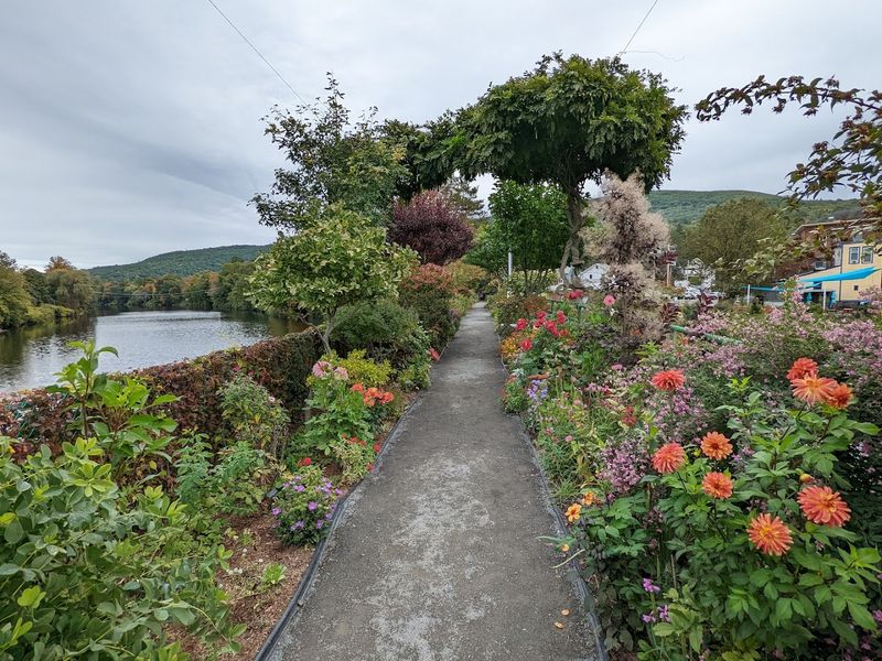 Bridge of Flowers (Shelburne Falls)