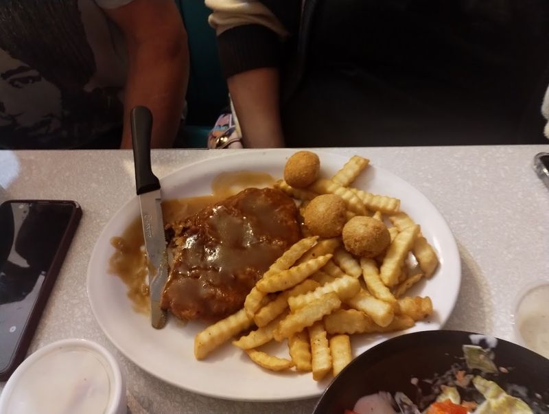 Seafood and Southern Comfort on the Menu