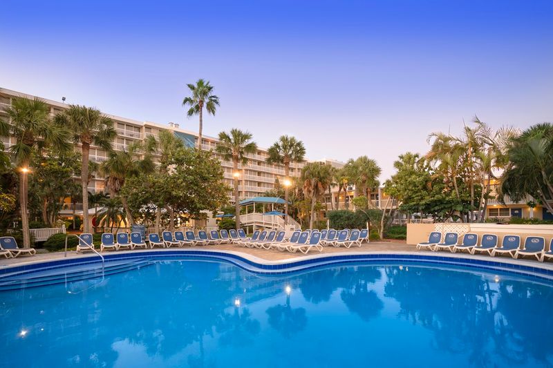 Seven Heated Pools That Keep the Fun Going