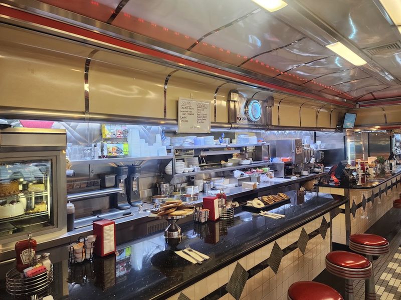 Colonial Diner in Lyndhurst