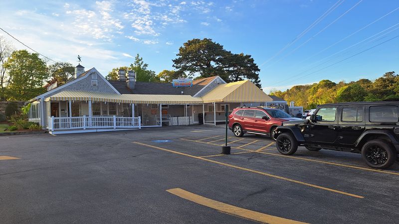 Arnold’s Lobster & Clam Bar - Eastham