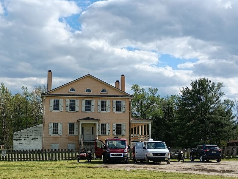 The Abandoned Mansion That Watches Over Atsion