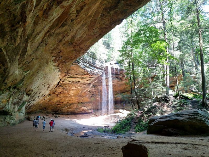 Ash Cave Falls - Hocking Hills State Park