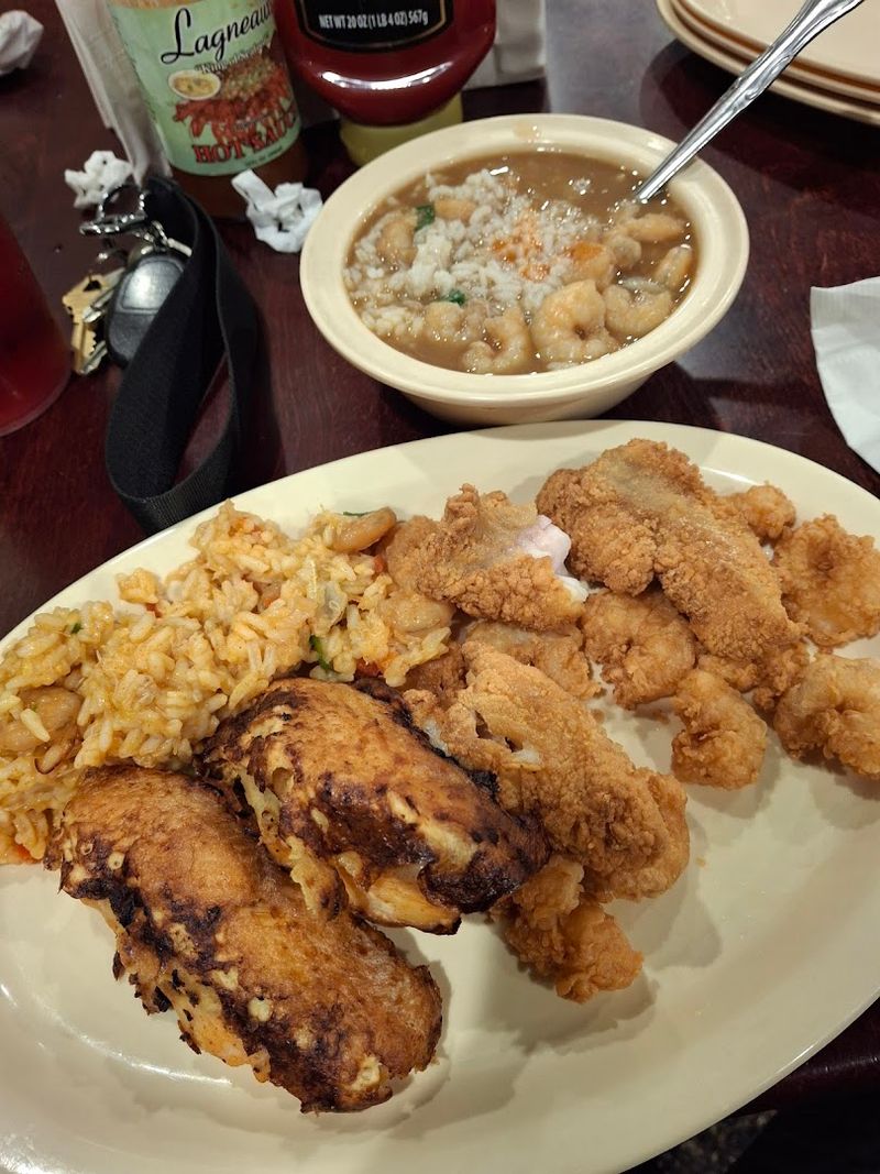 Lagneaux's (Lafayette) — Cajun Flavor Explosion