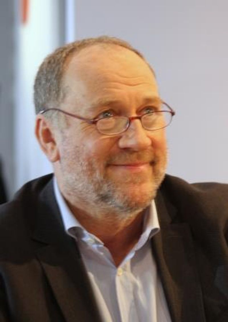 “Axel F” – Harold Faltermeyer