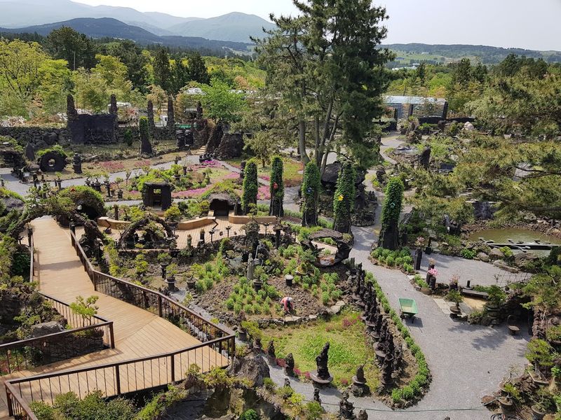 Dokkaebi Road (Mysterious Road), Jeju