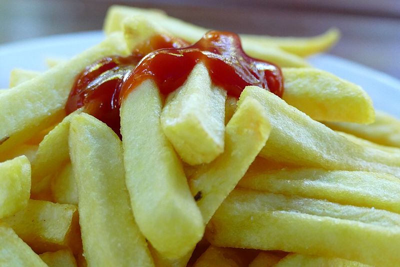 French fries with malt-vinegar or ketchup