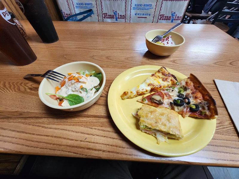 Pizza Inn Buffet — Simple, Nostalgic Comfort