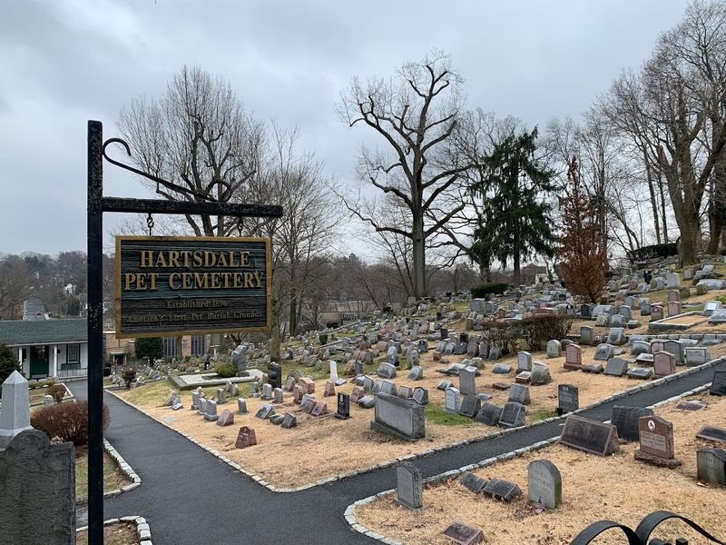 Hartsdale Pet Cemetery – New York, USA