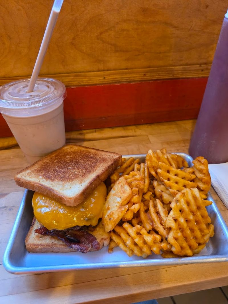 Burgers, Shakes & Fries — Greenwich