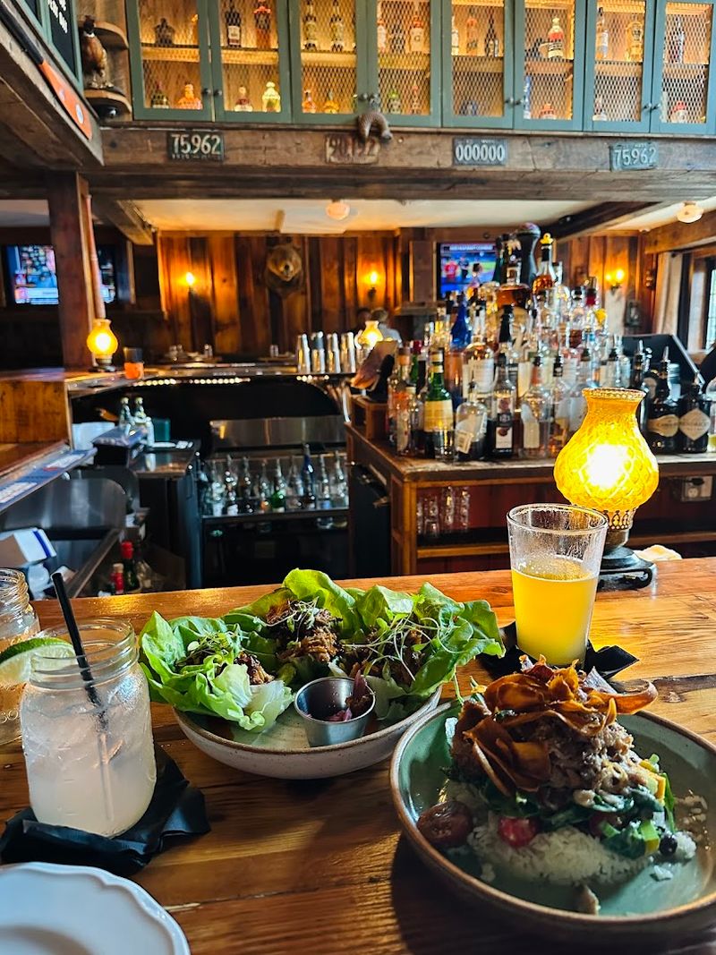 Hunter’s Kitchen & Bar - Boston