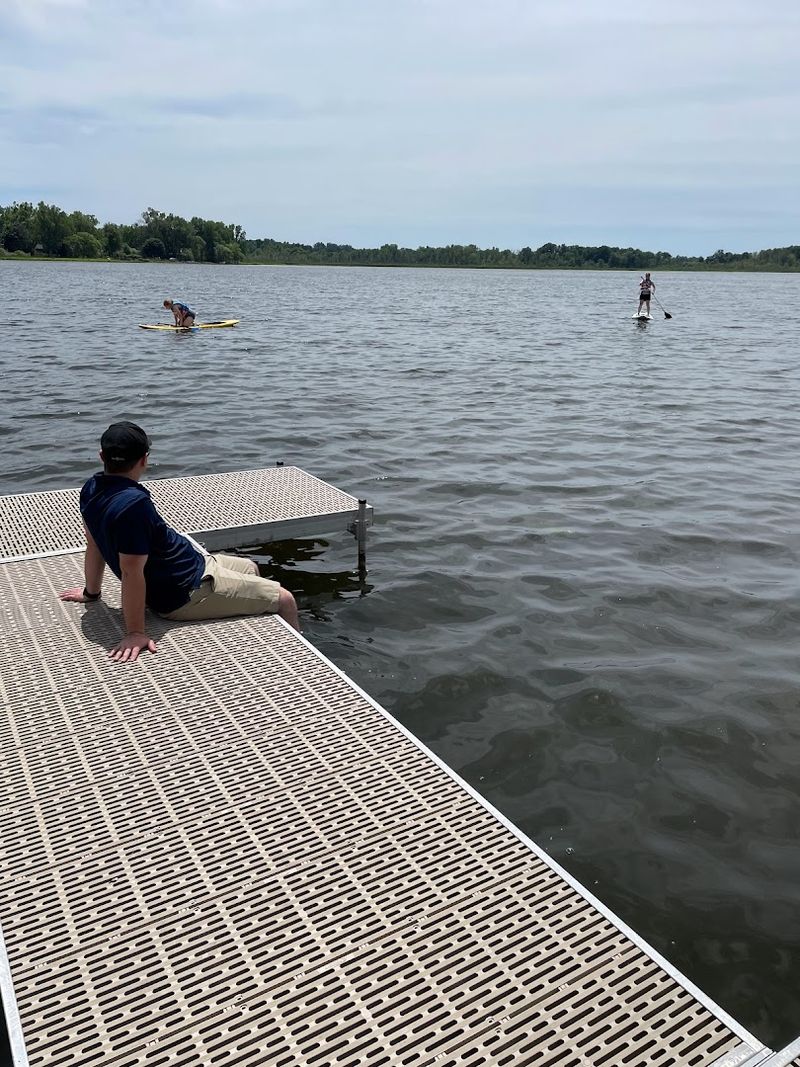 The Lakeside Setting That Makes Every Scoop Better