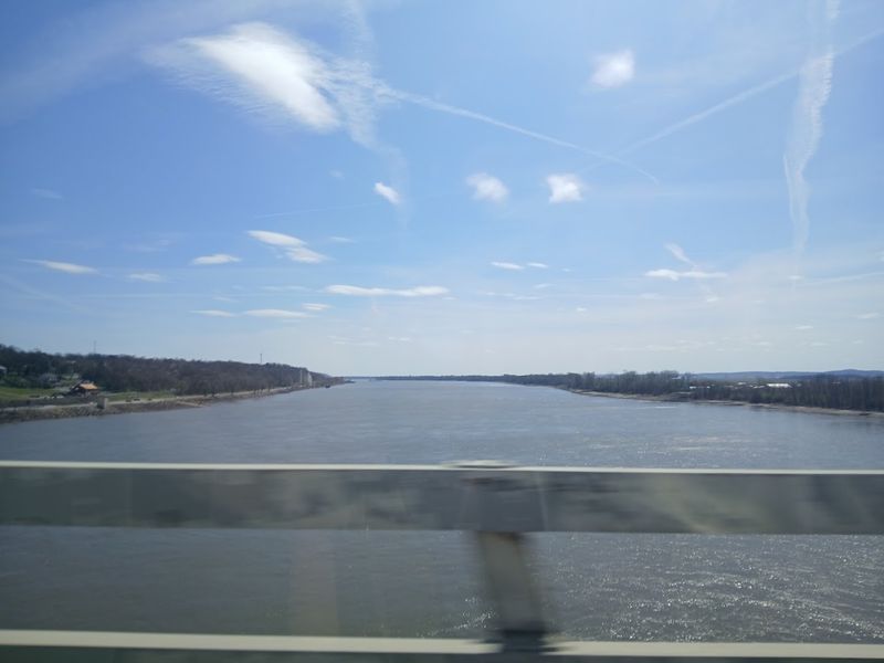 The Mississippi River has changed state borders