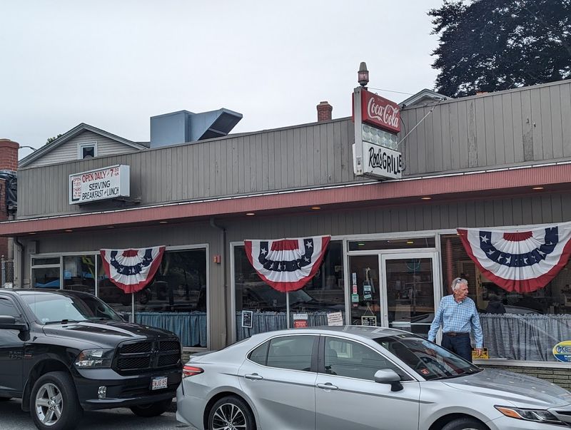 Rod's Grill — Warren