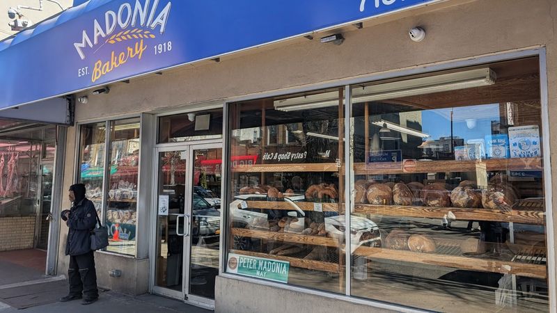 Madonia Bakery — Belmont (Bronx)