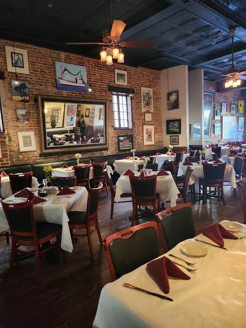 The Atmosphere Inside the Dining Room